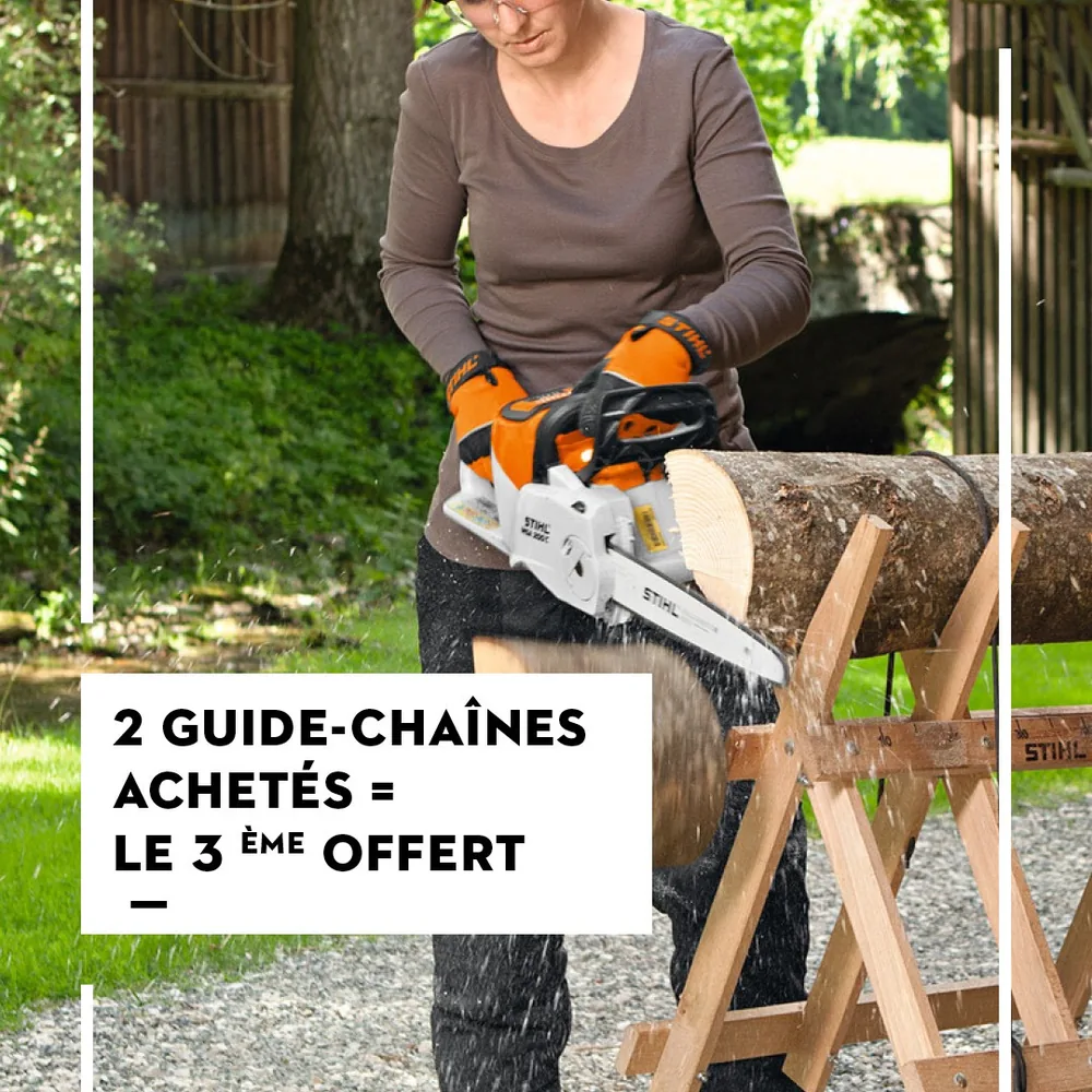 Une tronçonneuse Stihl à l'ouvrage sur un chevalet de sciage